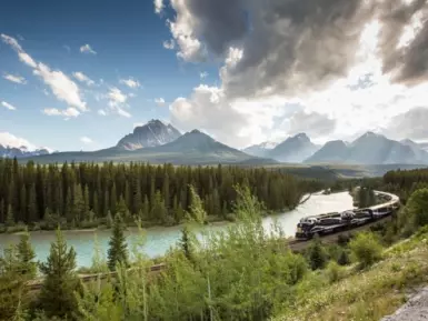 Morants_curve_Photocredit_Rocky_Mountaineer