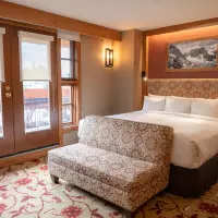 Mountain View King Suite