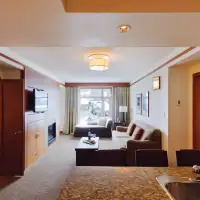 2 Bedroom Lower Floor Suite
