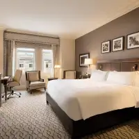 Fairmont Gold (1 Bed)