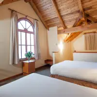 Garden View Loft