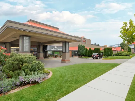 Ramada by Wyndham Kelowna Hotel & Conference Center