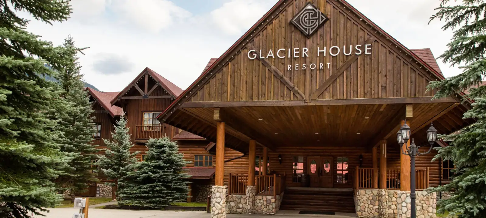 Glacier House Resort