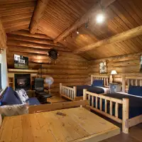 Deluxe Log Cabin