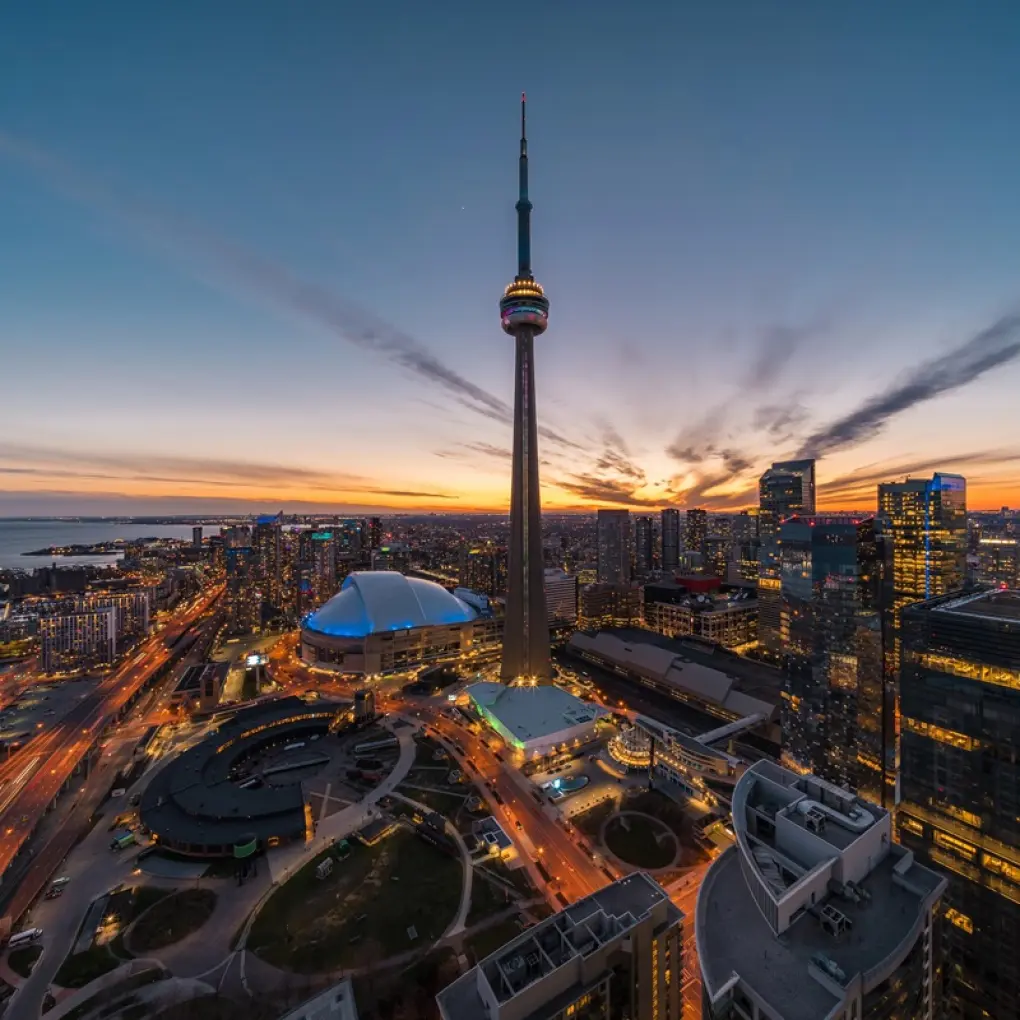 Toronto skyline at night