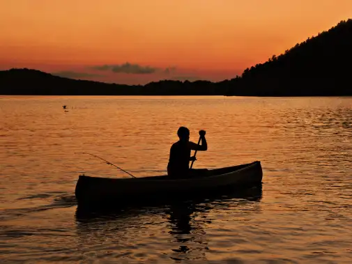 istock-185032576_mary_lake_huntsville.jpg