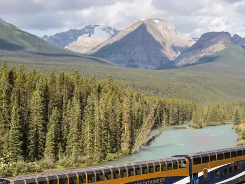 rm18_morants3_train-exterior.jpg