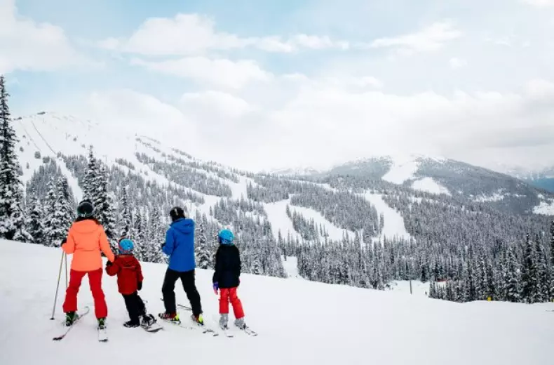 skisnowboard_marmotbasin-small-3.jpg