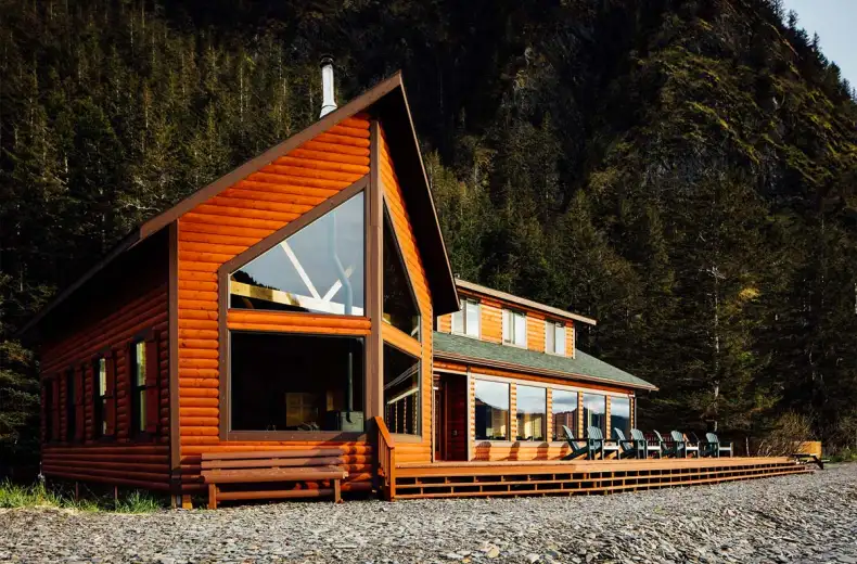 gi-kenai-fjords-wilderness-outdoor-lodge-windows.jpg
