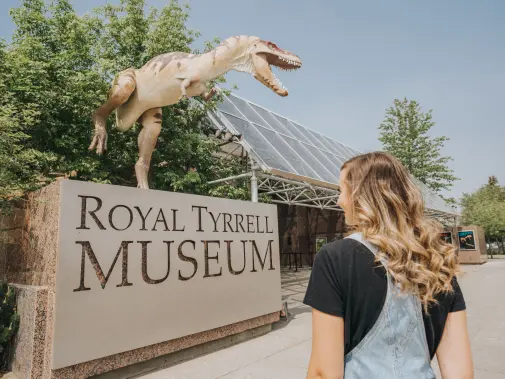 a19-022486--high-res-jpg---royal-tyrrell-museum.jpg