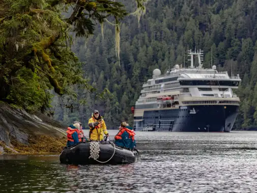 alaska_misty_fjords_ms_roald_amundsen_hx_45195_photo_oscar_farerra.jpg