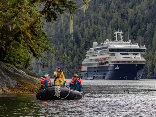 alaska_misty_fjords_ms_roald_amundsen_hx_45195_photo_oscar_farerra.jpg